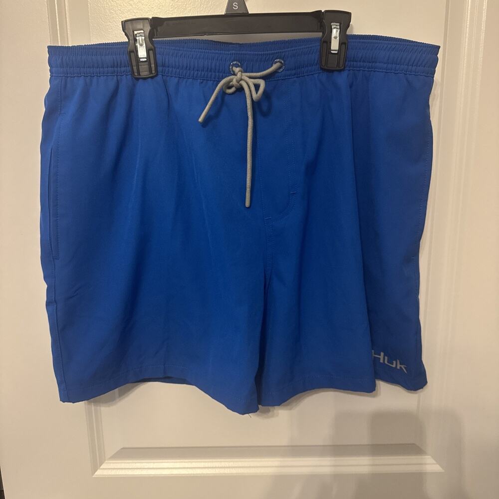 Men’s Huk Swim Trunk Shorts Navy Blue Mesh Lined XL 5.5” Inseam